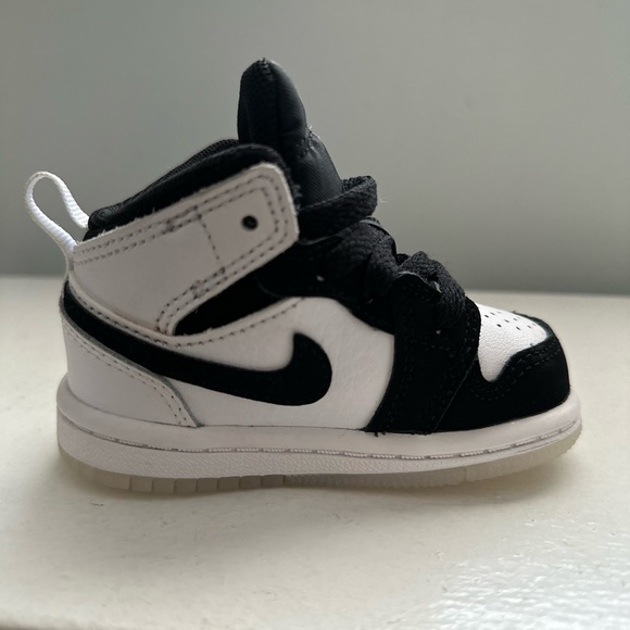 mini jordans baby